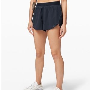 Lululemon Find Your Pace Short 3” *Lined